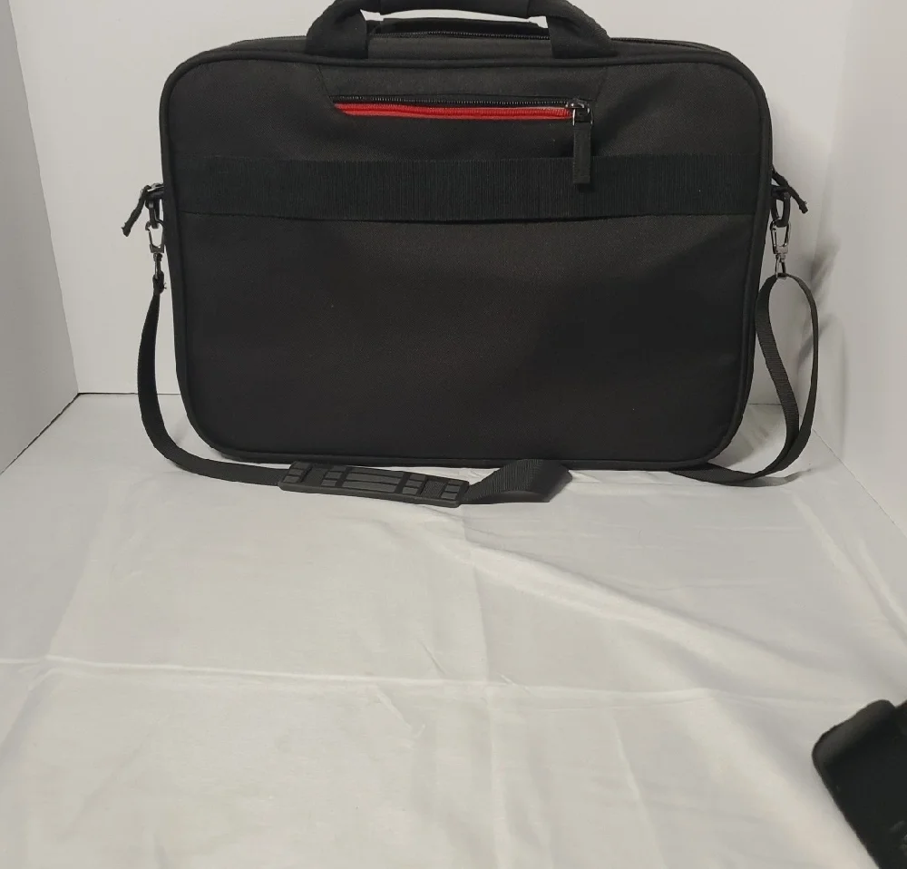 Men's Black Laptop Messenger Bag - CASE LOGIC Brand - Picture 4 of 8